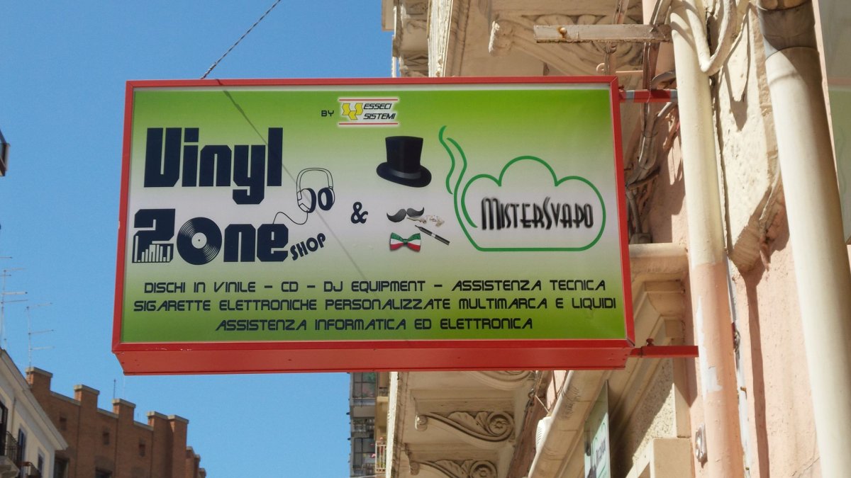 negozi sigarette elettroniche taranto Riscaldatore di tabacco Vs Sigaretta elettronica | Svapoebasta main image 1